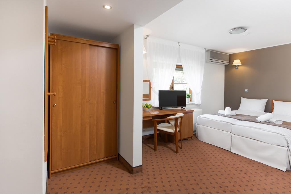 Hotel Debowa Gora Active & Spa Lack  Ngoại thất bức ảnh