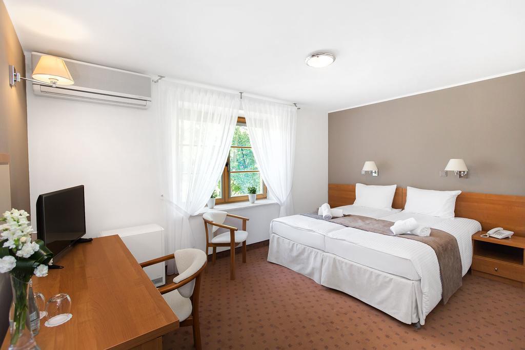 Hotel Debowa Gora Active & Spa Lack  Ngoại thất bức ảnh